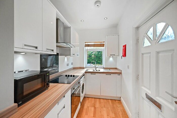 4 Bedroom End Of Terrace House To Rent In Lancing Road, Sheffield, S2