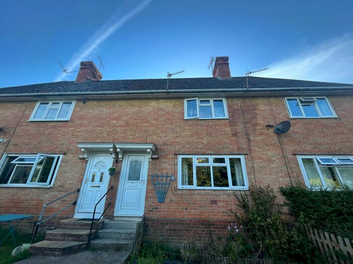 3 Bedroom Property To Rent In Hillside View, Stoford, Yeovil, BA22