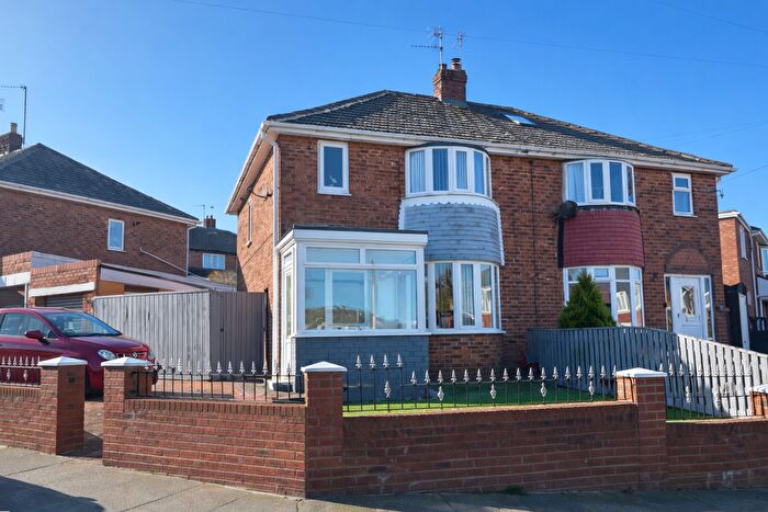 3 Bedroom Semi Detached House For Sale In Bampton Avenue, Sunderland, SR6