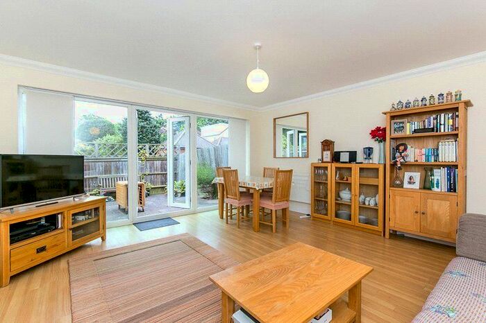 4 Bedroom Terraced House To Rent In Camborne Road, Sutton, Surrey SM2