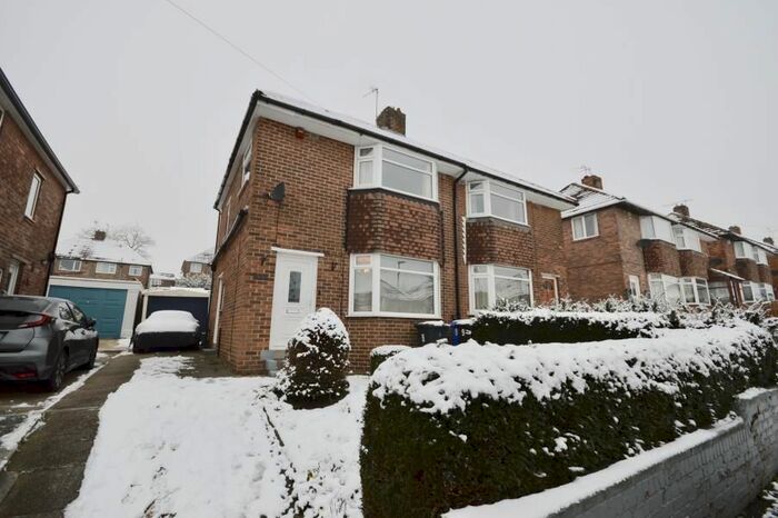 2 Bedroom Semi-Detached House To Rent In Batworth Drive, Sheffield, S5