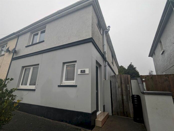 3 Bedroom Semi-Detached House To Rent In Newell Hill, Tenby, SA70
