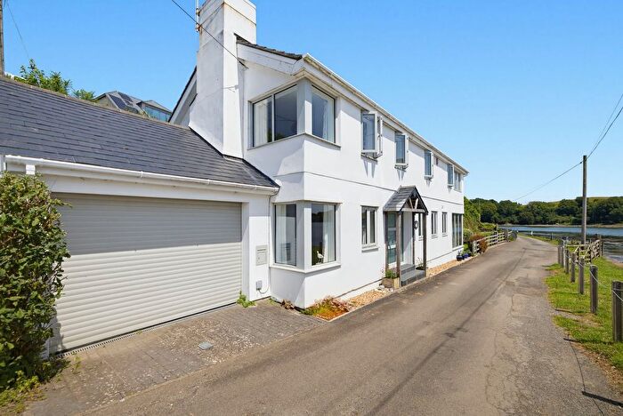 4 Bedroom Detached House For Sale In Antony Passage, Saltash, PL12