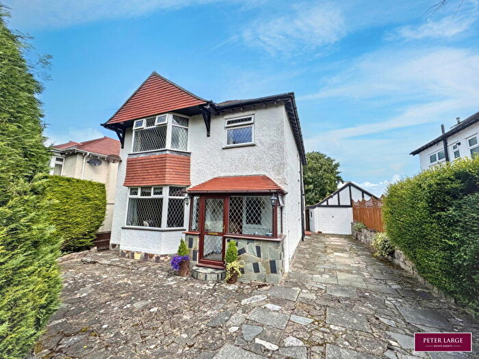3 Bedroom Detached House For Sale In Tudor Avenue, Prestatyn, Denbighshire, LL19