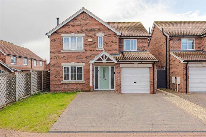 4 Bedroom Detached House For Sale In Wheat Lane, Hibaldstow, DN20