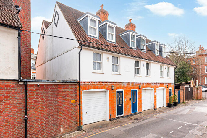 3 Bedroom End Of Terrace House For Sale In Old Vicarage Mews, Bell Lane, Hertford, SG14