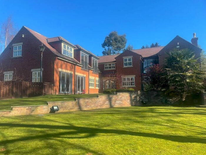 6 Bedroom Detached House For Sale In Park Drive, Hartlepool, TS26