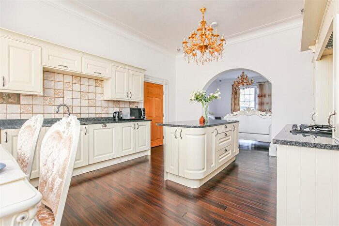 2 Bedroom Town House To Rent In St Marys Terrace, City Centre, Newcastle Upon Tyne, NE2