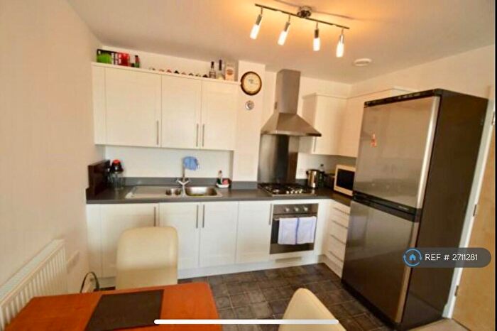 1 Bedroom Flat To Rent In Evelyn Street, London, SE8