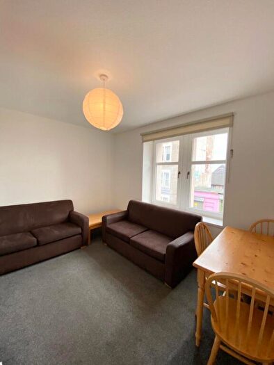 3 Bedroom Flat To Rent In Constitution Street, City Centre, Dundee, DD3