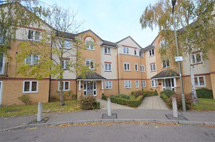 2 Bedroom Flat To Rent In Grenville Place, Mill Hill, NW7