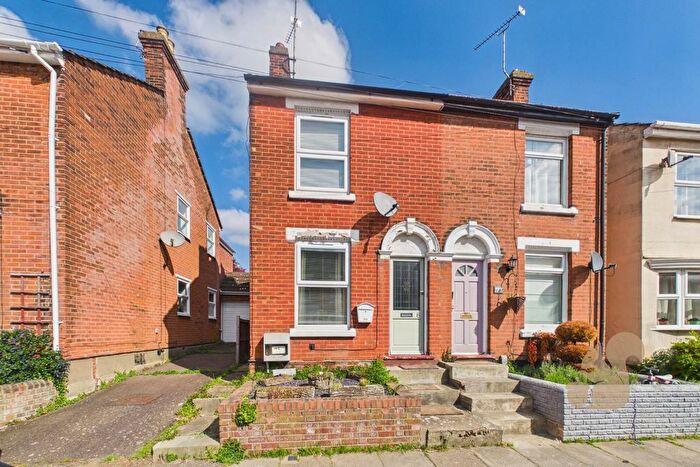 2 Bedroom Semi Detached House For Sale In Canterbury Road, Colchester, CO2