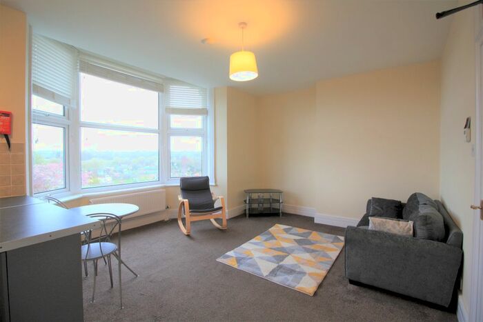 1 Bedroom Flat To Rent In Cambrian View, Chester, Cheshire, CH1