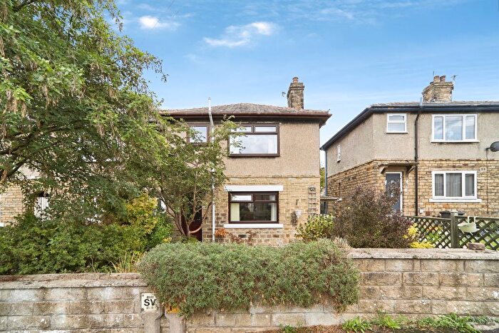 3 Bedroom End Terrace House For Sale In Hope Avenue, Shipley, BD18