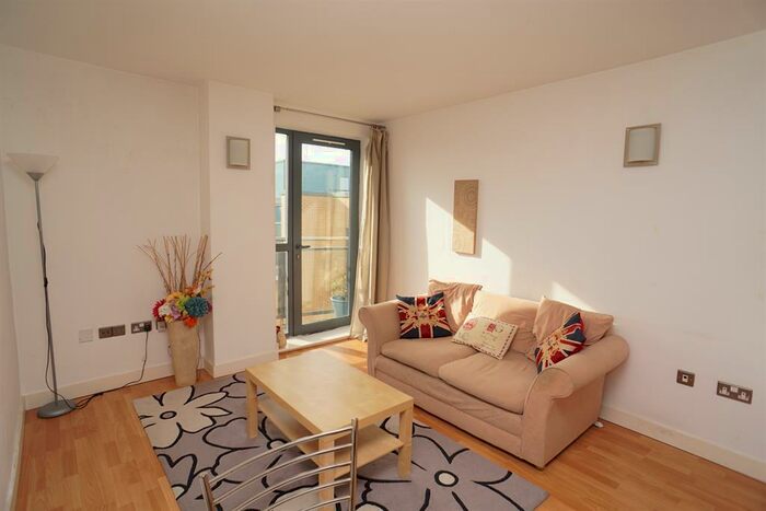 1 Bedroom Flat To Rent In West One Aspect, City Centre, Sheffield, S3