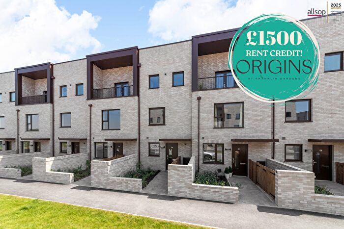 3 Bedroom Semi-Detached House To Rent In Bearsden Avenue, Cambridge, Cambridgeshire, CB3