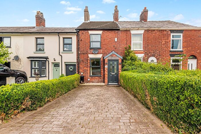 3 Bedroom Terraced House To Rent In Runcorn Road, Moore, WA4