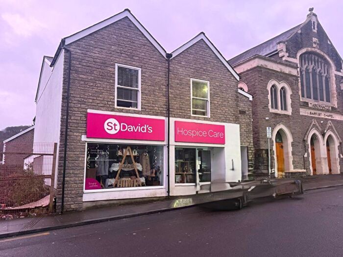 1 Bedroom Flat To Rent In Flat A, South Shops, High Street, Newbridge, NP11