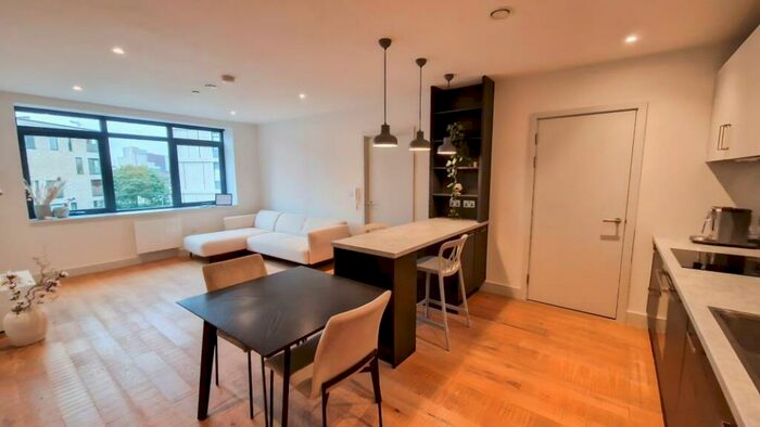 2 Bedroom Apartment To Rent In One Vesta Street, M4