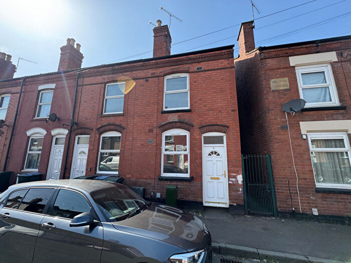 2 Bedroom End Of Terrace House For Sale In Highfield Road, Coventry, West Midlands, CV2