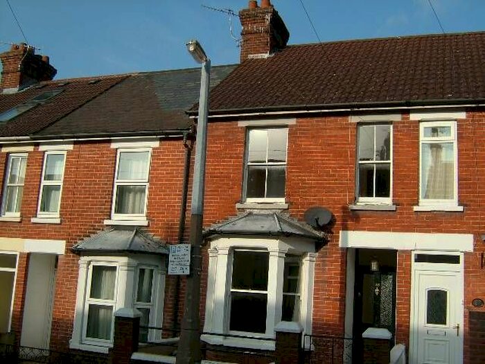 2 Bedroom Terraced House To Rent In Hamilton Road, Salisbury, Wilts SP1