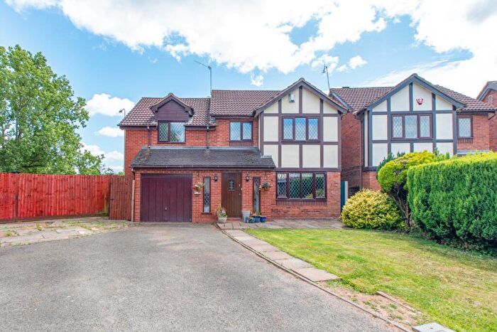 4 Bedroom Detached House For Sale In Avon Close, Bromsgrove, Worcestershire, B60