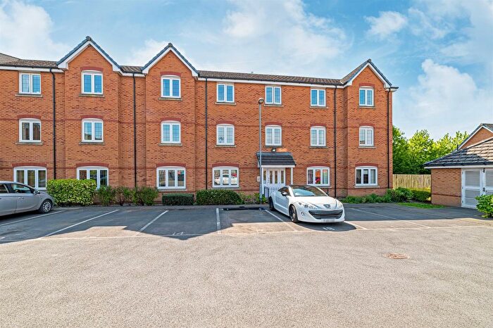 2 Bedroom Flat For Sale In Mere View, Helsby, WA6