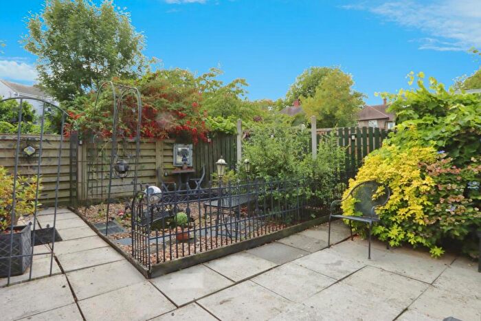 2 Bedroom Semi-Detached House For Sale In The Greenway, Sheffield, South Yorkshire, S8