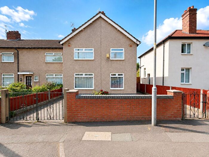 3 Bedroom End Of Terrace House For Sale In Lascelles Road, Liverpool, Merseyside, L19