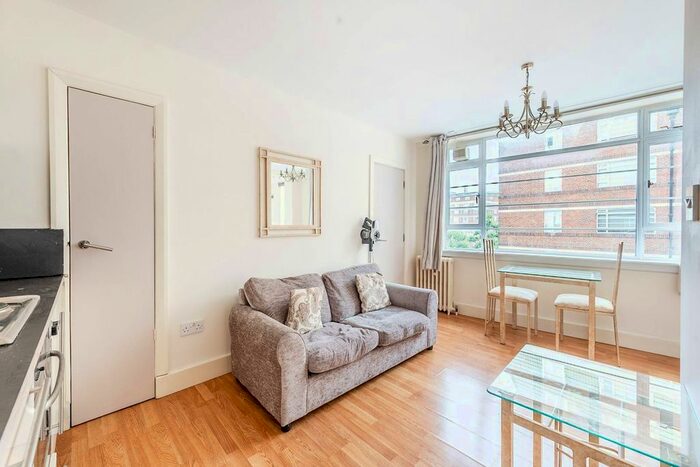 Studio To Rent In Sloane Avenue, Sloane Square, London, SW3