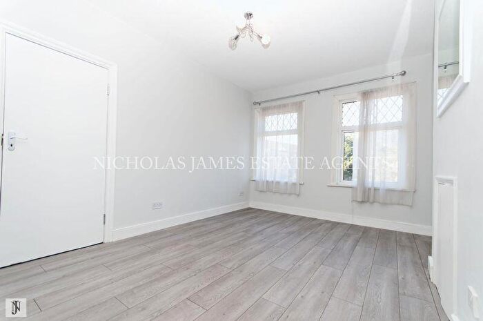 2 Bedroom Flat To Rent In Galliard Road, London, N9