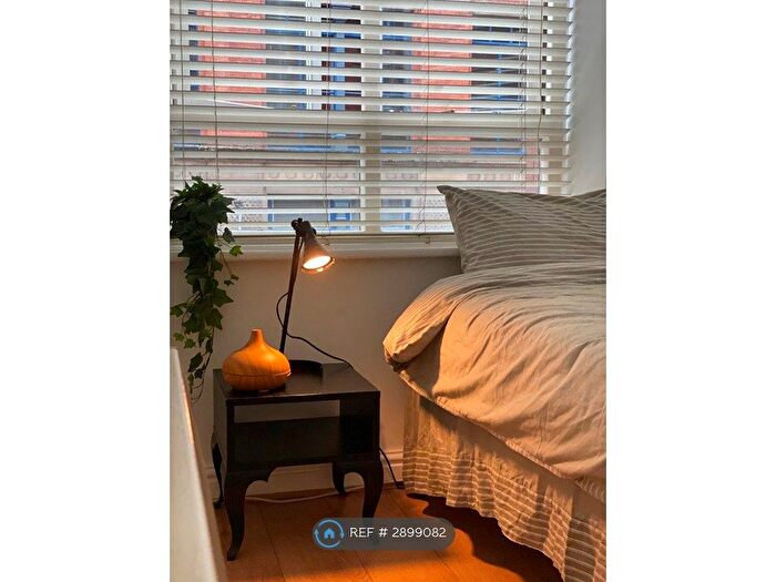 1 Bedroom Flat To Rent In Whitworth House, Manchester, M1