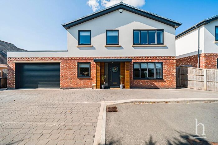 4 Bedroom Detached House For Sale In Grange Cross Lane, West Kirby, CH48