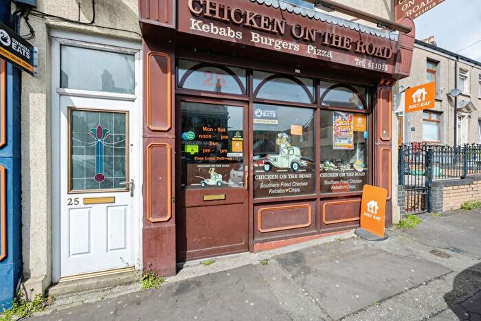 1 Bedroom Flat For Sale In Neath Road, Swansea, SA1