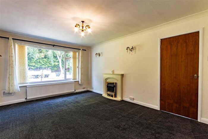 2 Bedroom Semi-Detached Bungalow For Sale In Woodthorpe Close, Shuttlewood, Chesterfield, S44