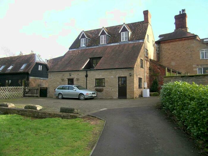 5 Bedroom Detached House To Rent In Ross Road, Newent, GL18