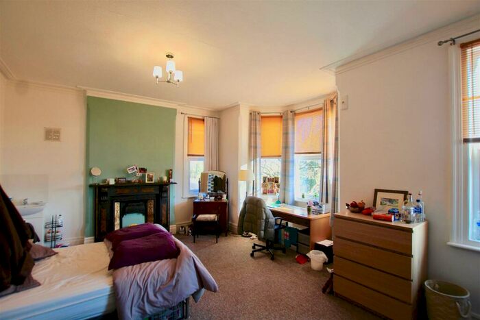 7 Bedroom End Of Terrace House To Rent In Woodborough Road, Nottingham, NG3