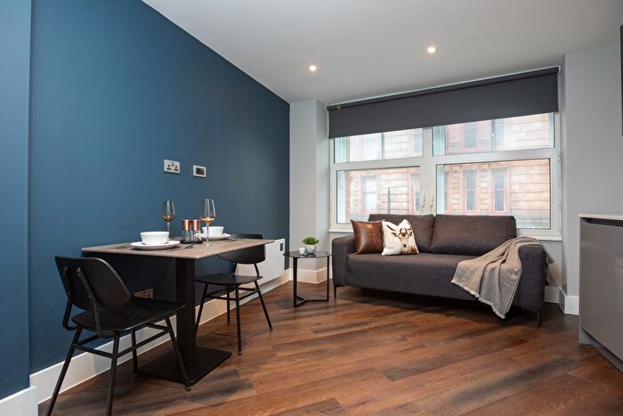 1 Bedroom Flat To Rent In Princess Street, Manchester, M1