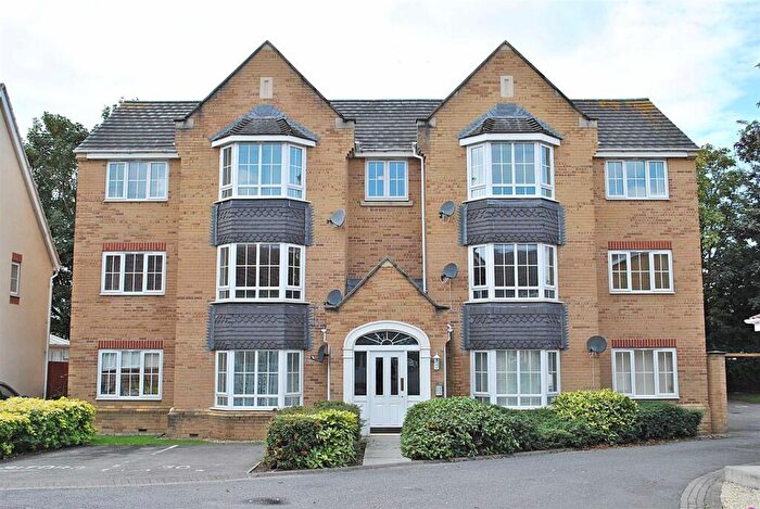 2 Bedroom Apartment To Rent In Britton Gardens, Kingswood, BS15