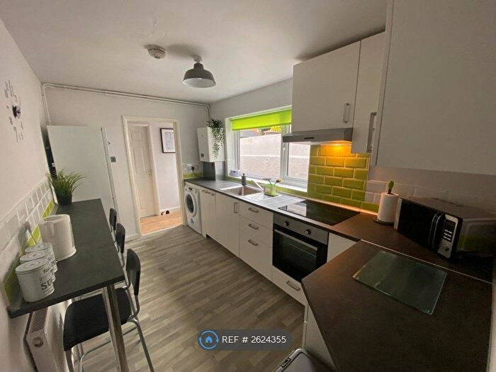3 Bedroom Semi-Detached House To Rent In Mostyn Street, Wolverhampton, WV1