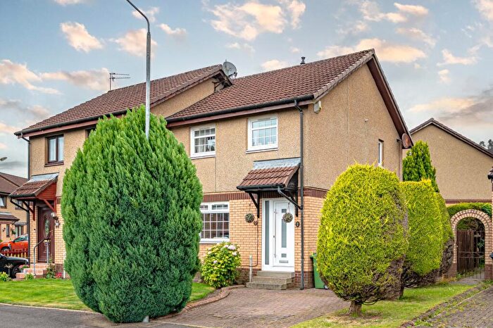 3 Bedroom Semi-Detached House For Sale In Letterfearn Drive, Summerston, Glasgow, G23