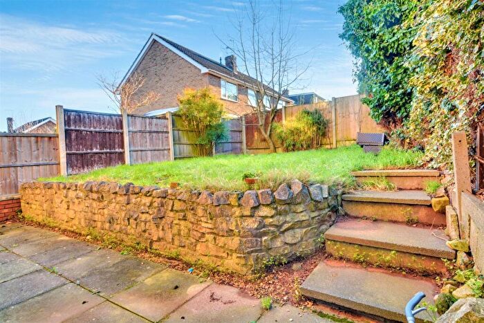 3 Bedroom Semi-Detached House For Sale In Washington Drive, Stapleford, Nottingham, NG9
