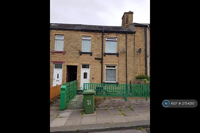 2 Bedroom Terraced House To Rent In Clough Road, Huddersfield, HD2