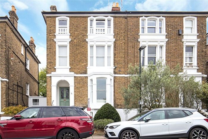 2 Bedroom Flat To Rent In Mount Ararat Road, Richmond, TW10