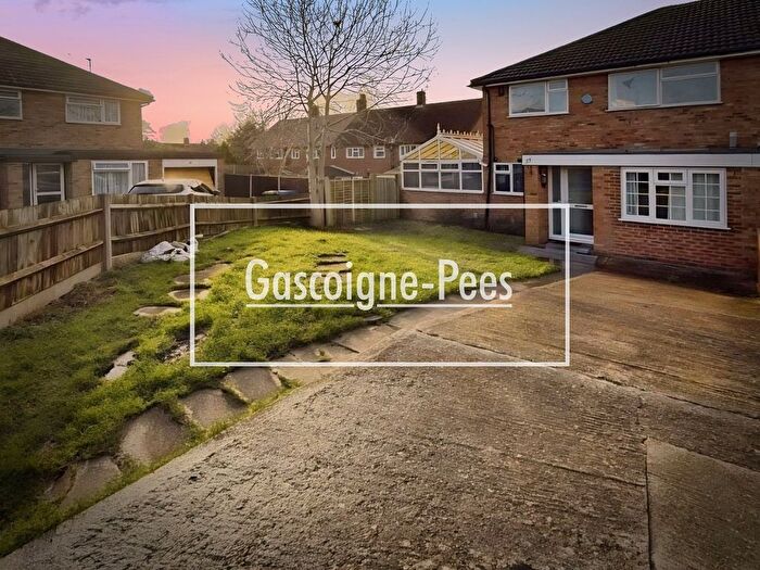 5 Bedroom Detached House To Rent In Fairfax, Bracknell, RG42