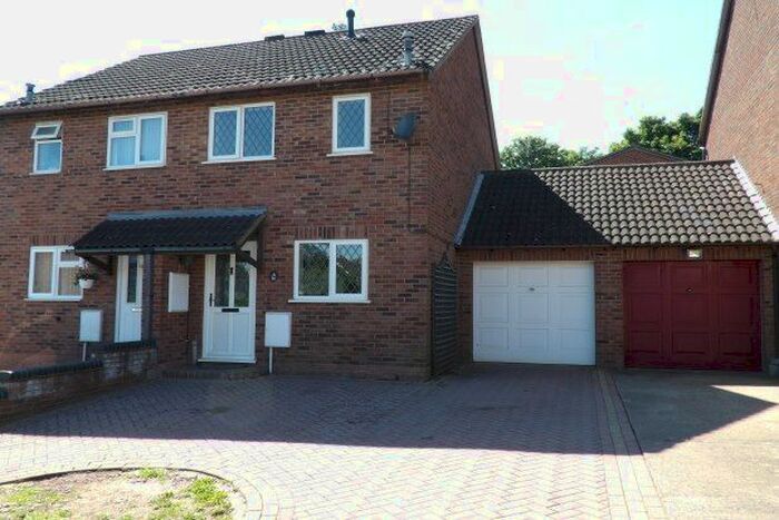 2 Bedroom Property To Rent In Kenwood Avenue, Worcester, WR4