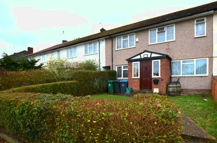 3 Bedroom End Of Terrace House To Rent In Farm Avenue, Wembley, Greater London, HA0