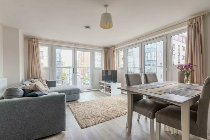 2 Bedroom Flat To Rent In Ashley Place Edinburgh United Kingdom, EH6