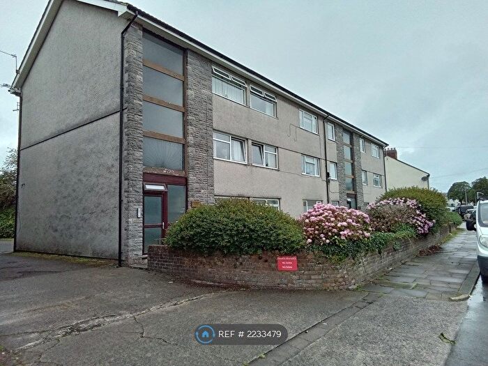 2 Bedroom Flat To Rent In Tudor Court, Cardiff, CF14