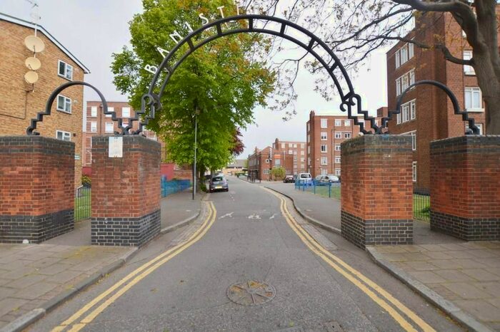 2 Bedroom Flat To Rent In Banister House, Homerton High Street, Hackney Central, Clapton, London, E9